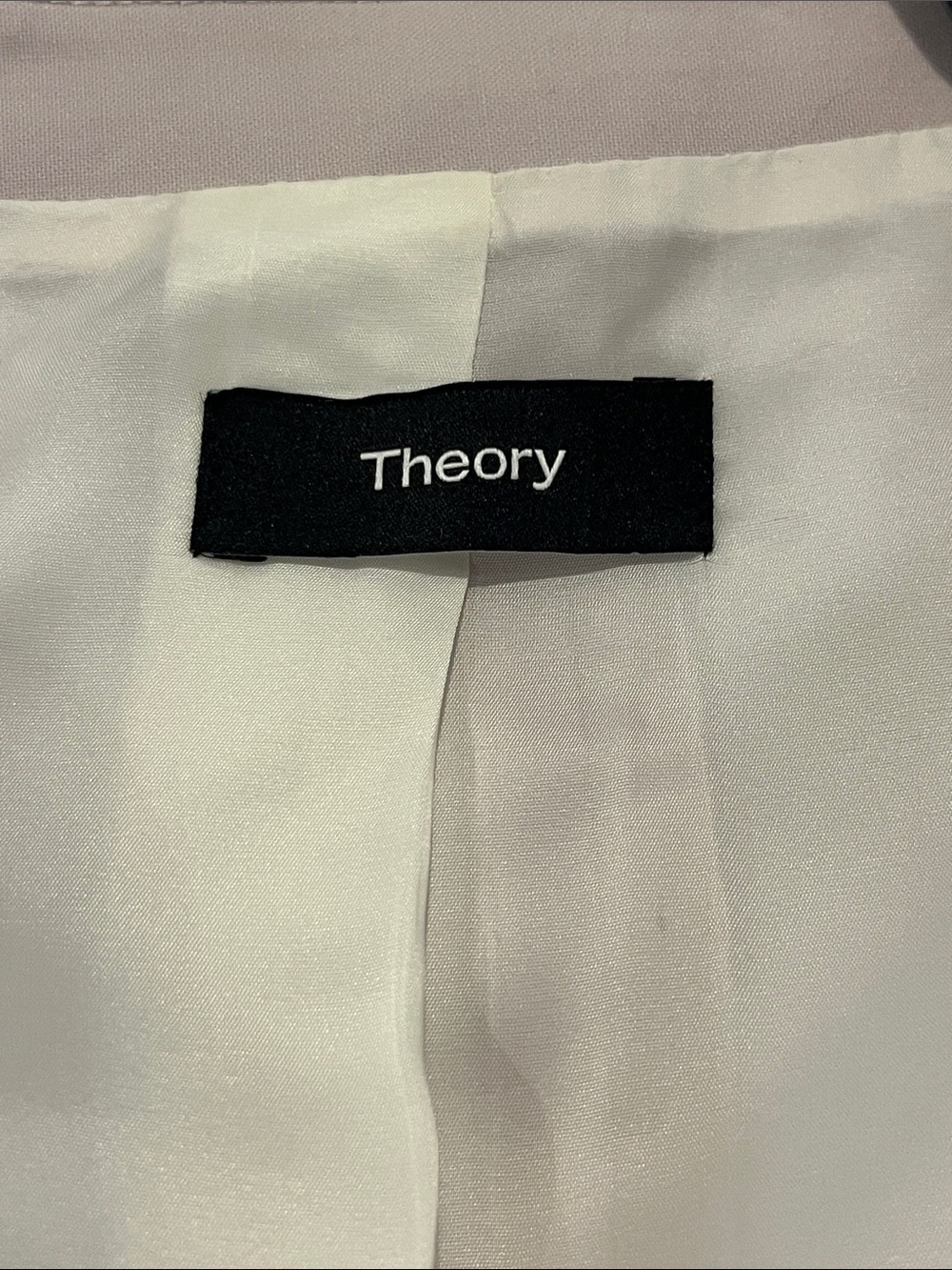 Theory Ettienette Cream Colored Good Wool Blazer - Picture 5 of 11